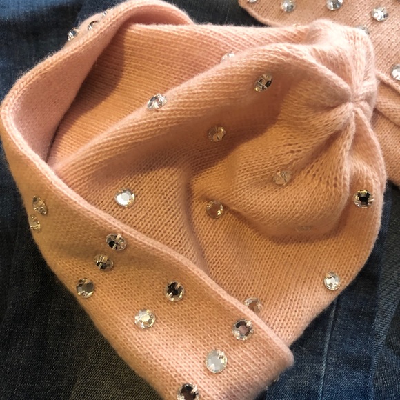 Nwt Cashmere 2 pc winter set holt renfrew - Picture 2 of 14